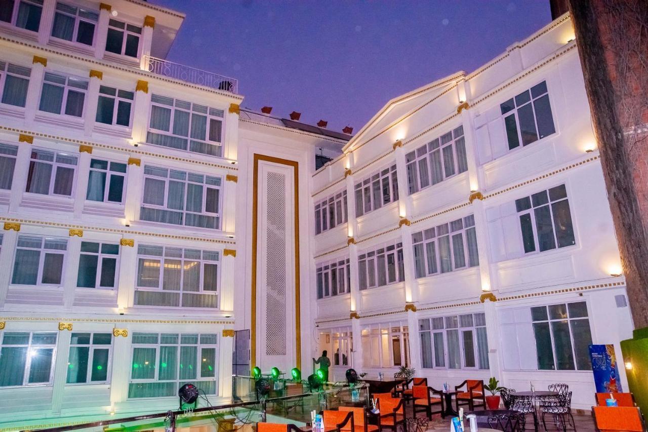 Durbar Hotel & Residence Kathmandu Luaran gambar
