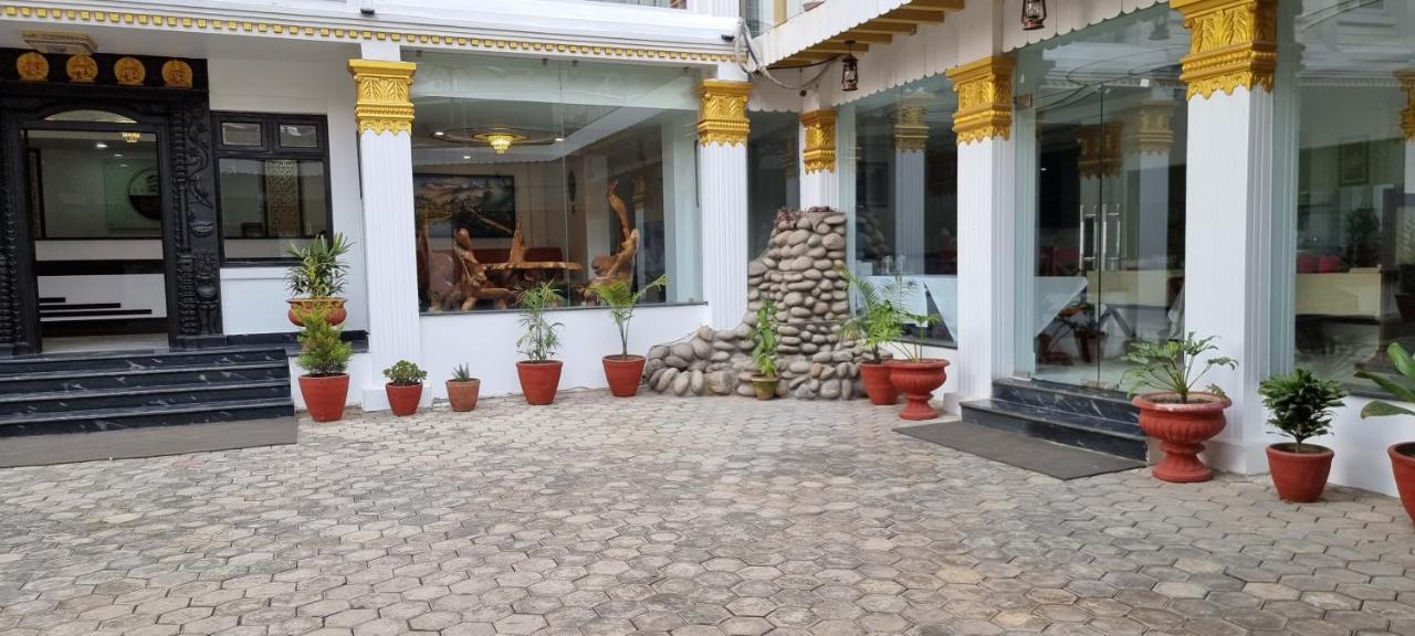 Durbar Hotel & Residence Kathmandu Luaran gambar