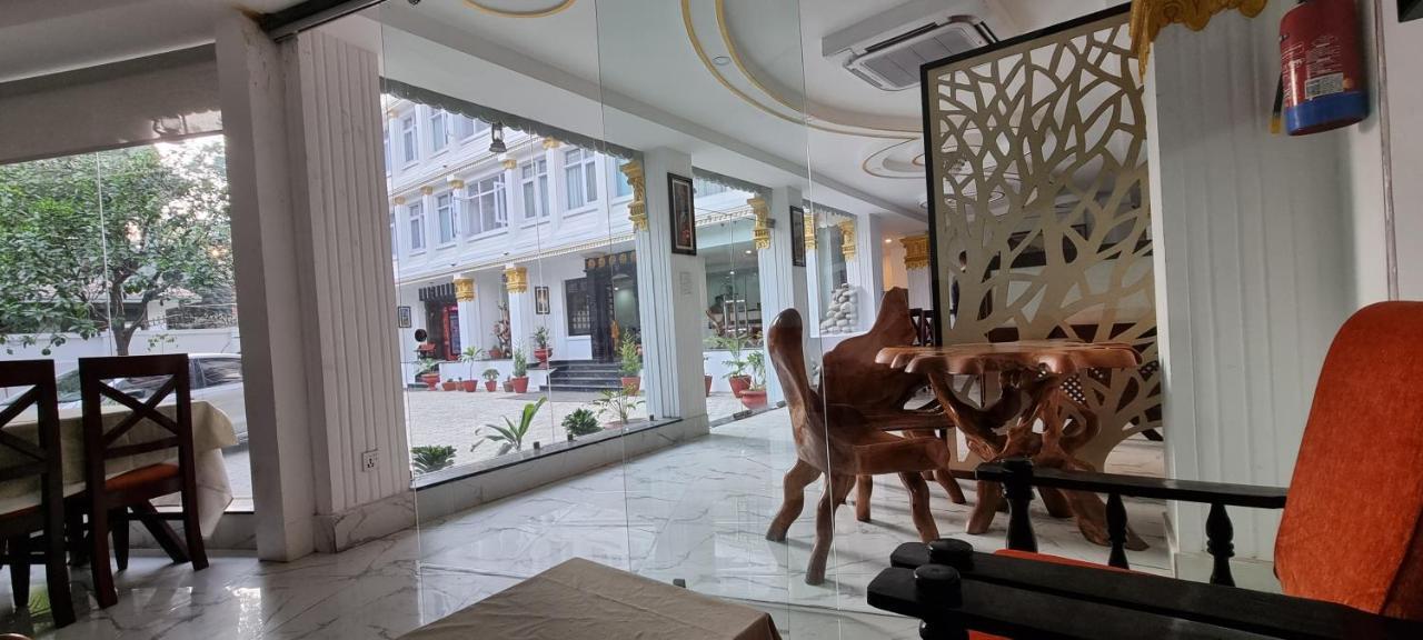 Durbar Hotel & Residence Kathmandu Luaran gambar