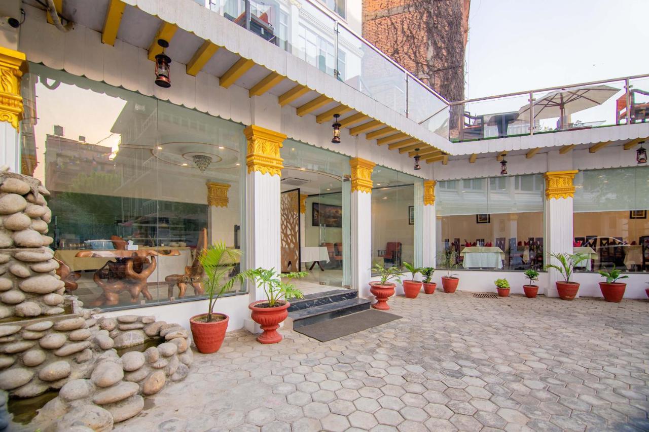 Durbar Hotel & Residence Kathmandu Luaran gambar