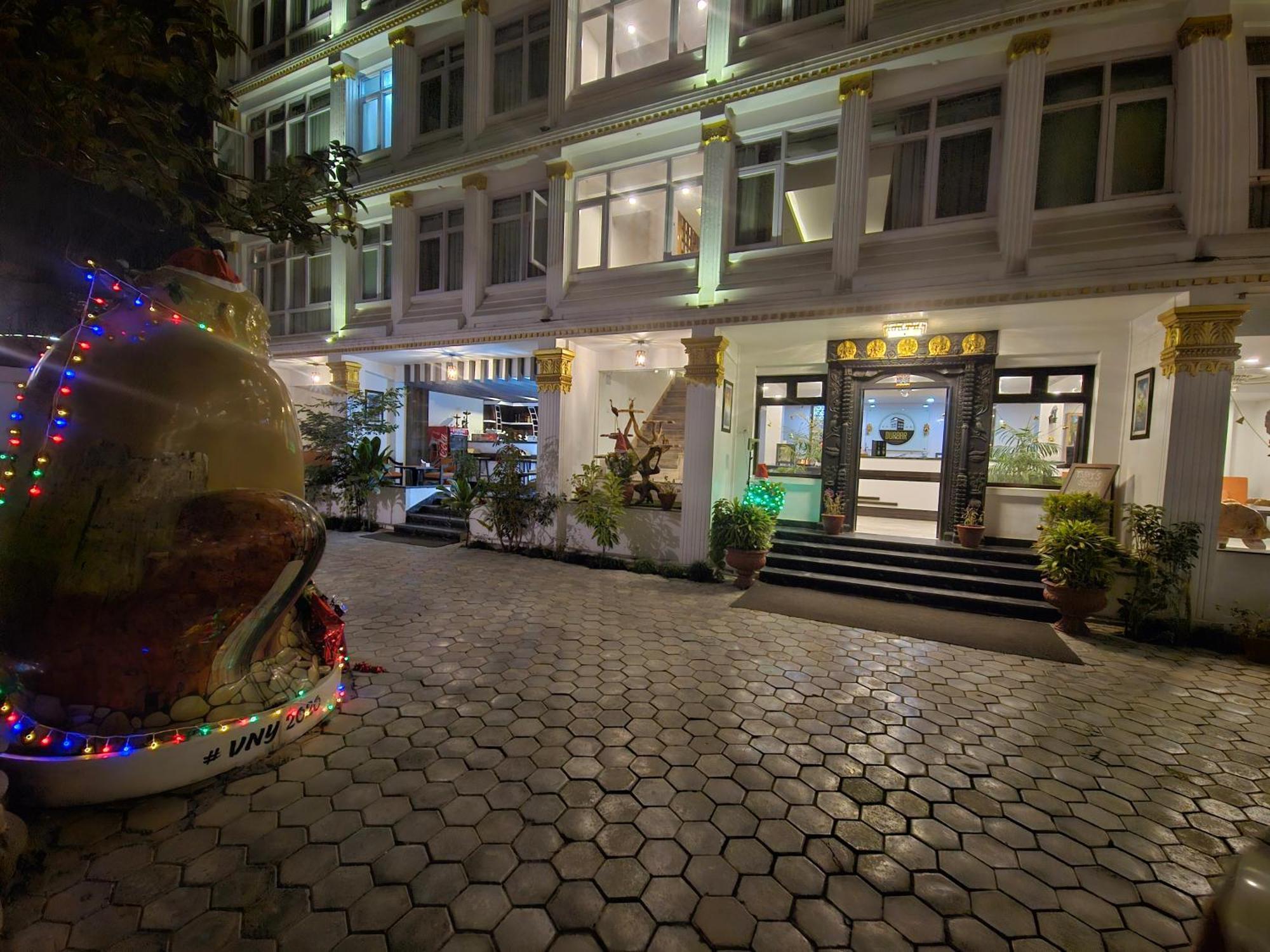 Durbar Hotel & Residence Kathmandu Luaran gambar